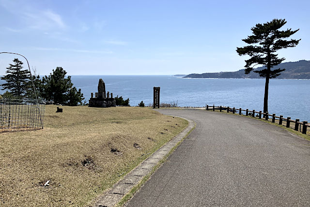 金華山黄金山神社の裏参道