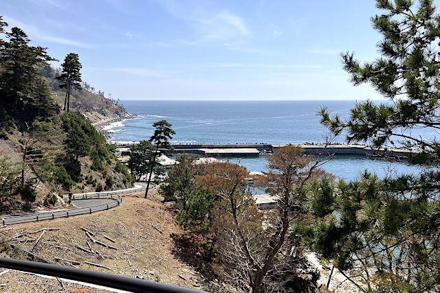金華山黄金山神社の裏参道