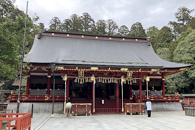 塩釜神社の左右宮拝殿