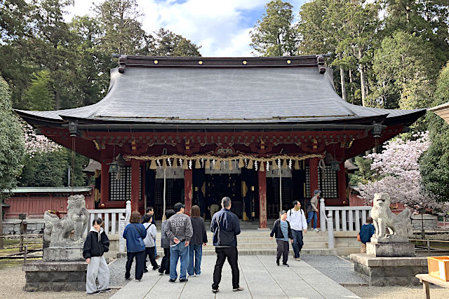 志波彦神社の拝殿