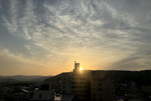 石巻グランドホテルからの日の出