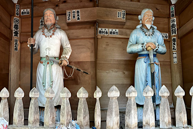 伊佐須美神社・随神門の武神