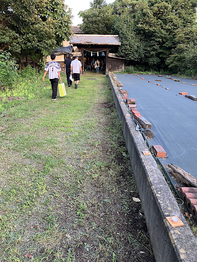 御師の館の玄関アプローチ