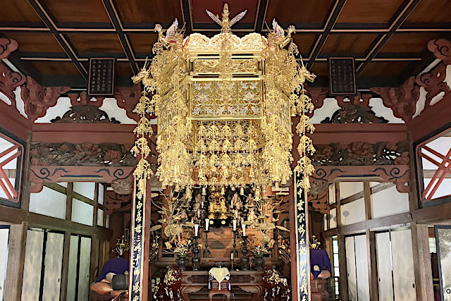 雲洞庵の内陣