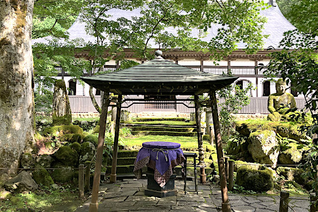 雲洞庵の大香炉