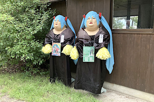 マツコならぬ「松の精」人形