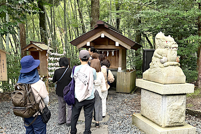 天の眞名井の水を汲む