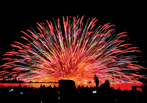 プレミアム諏訪湖祭花火バスツアー