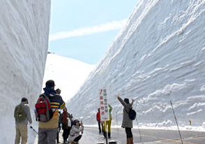 世界遺産白川郷と飛騨高山 立山黒部アルペンルート 四季の旅