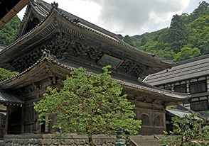 曹洞宗大本山永平寺で座禅体験