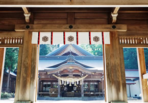 白山比咩神社おついたちまいりバスツアー