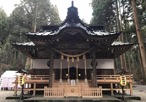 御岩神社と磯前神社