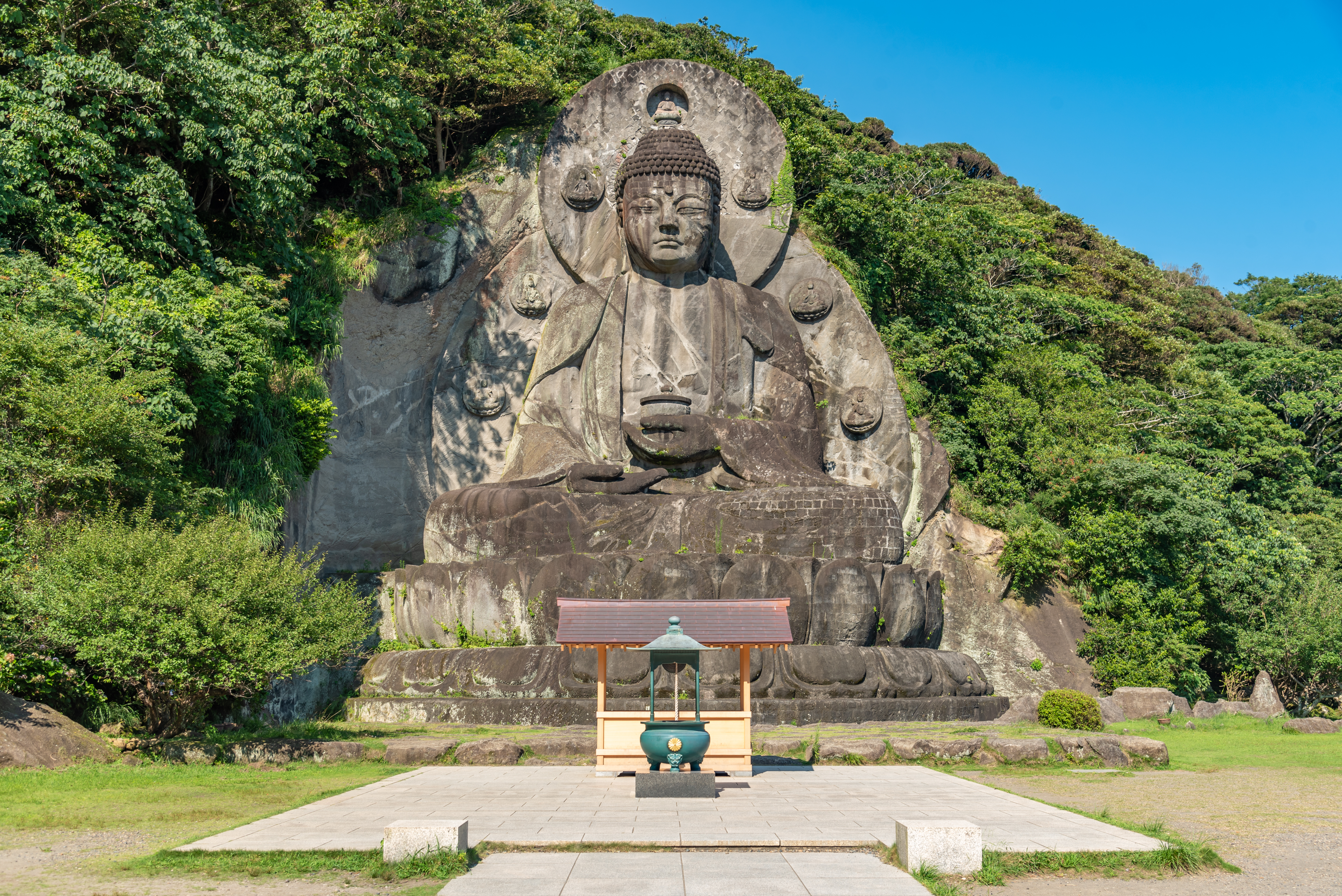 [全国旅行支援対象] 鋸山日本寺・笠森観音・大福寺崖観音の千葉県山の観音巡りバスツアーのコダワリ