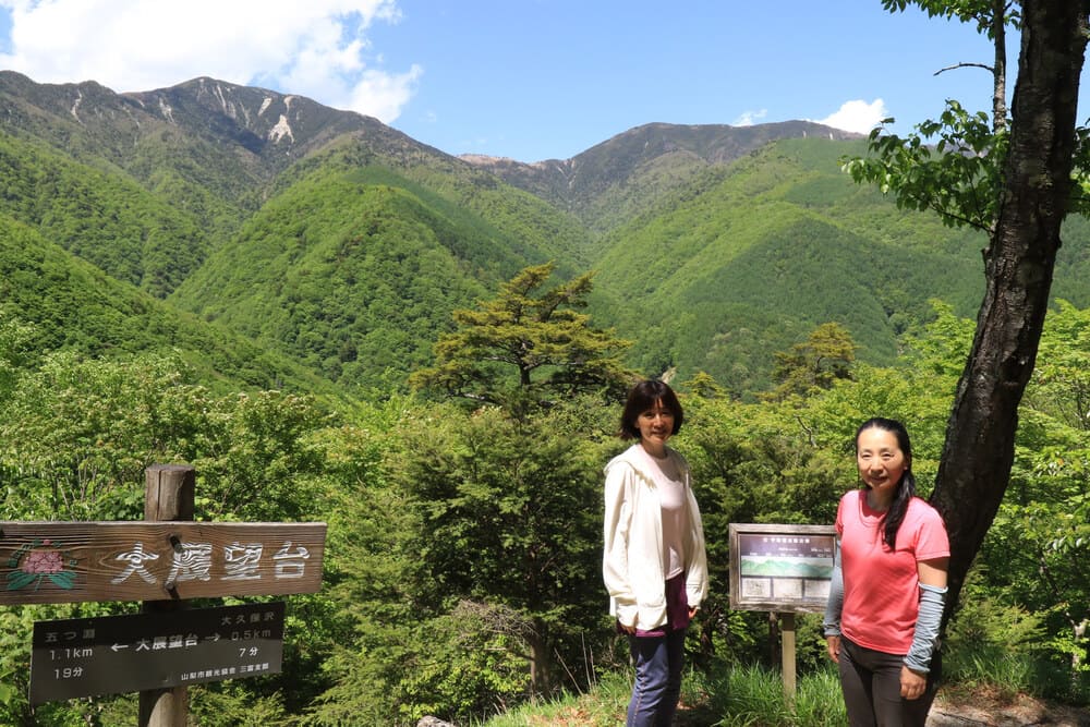 この快晴青空があると展望台も迫力が違いますね