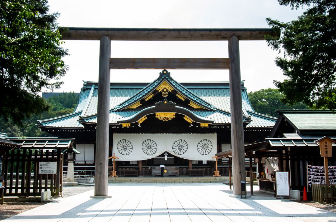 靖国神社本殿