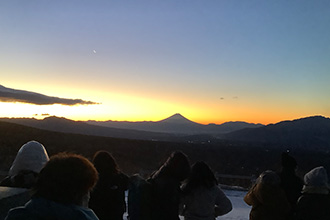 富士見高原で初富士・初日の出・初湯&身曾岐神社初詣バスツアーツアーのイメージ
