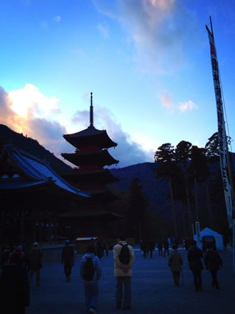 身延山久遠寺で初詣・初日の出&宿坊朝食と初湯ツアーのイメージ