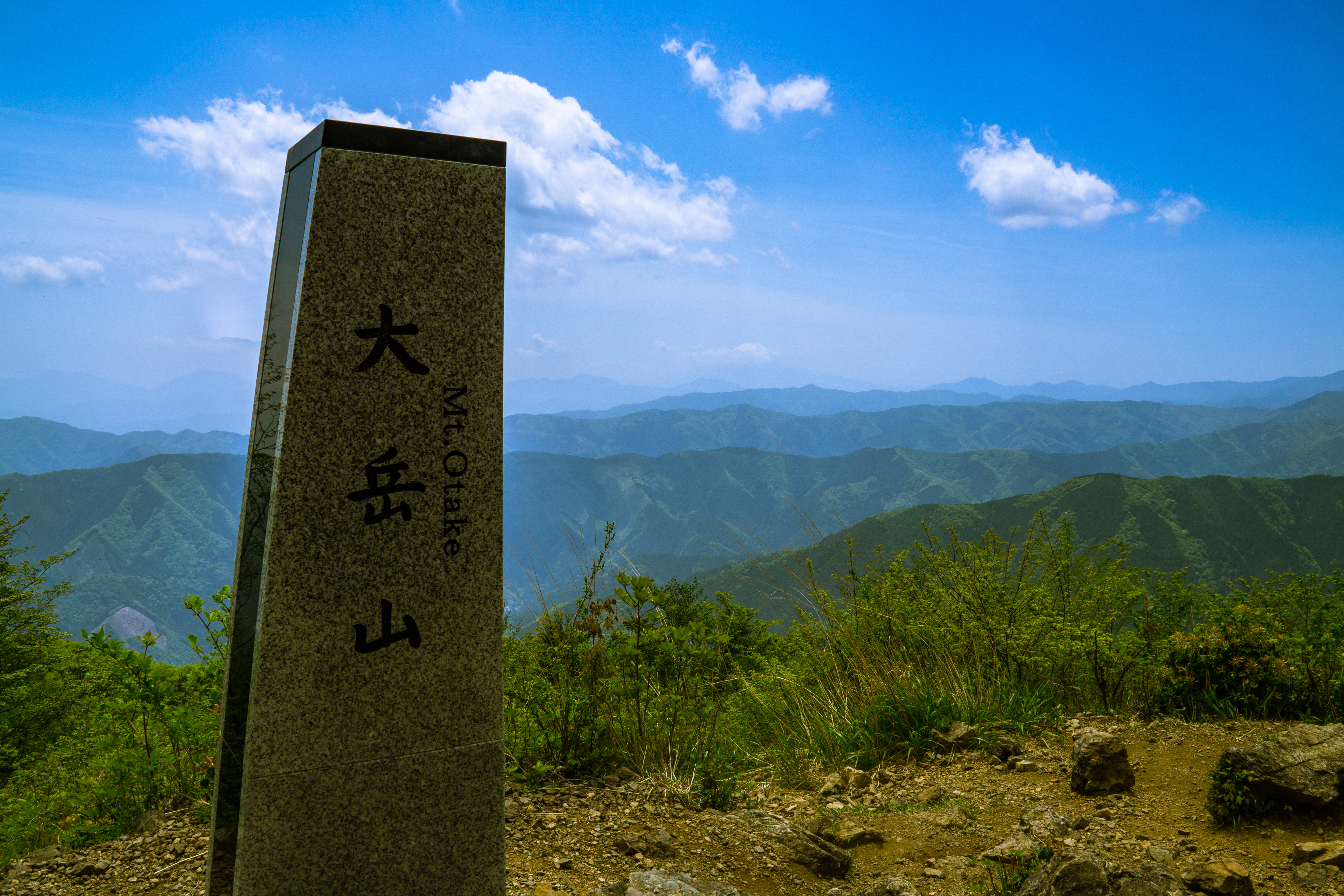 奥多摩の名峰！日本二百名山のひとつ大岳山と御岳山縦走トレッキングツアー
のイメージ