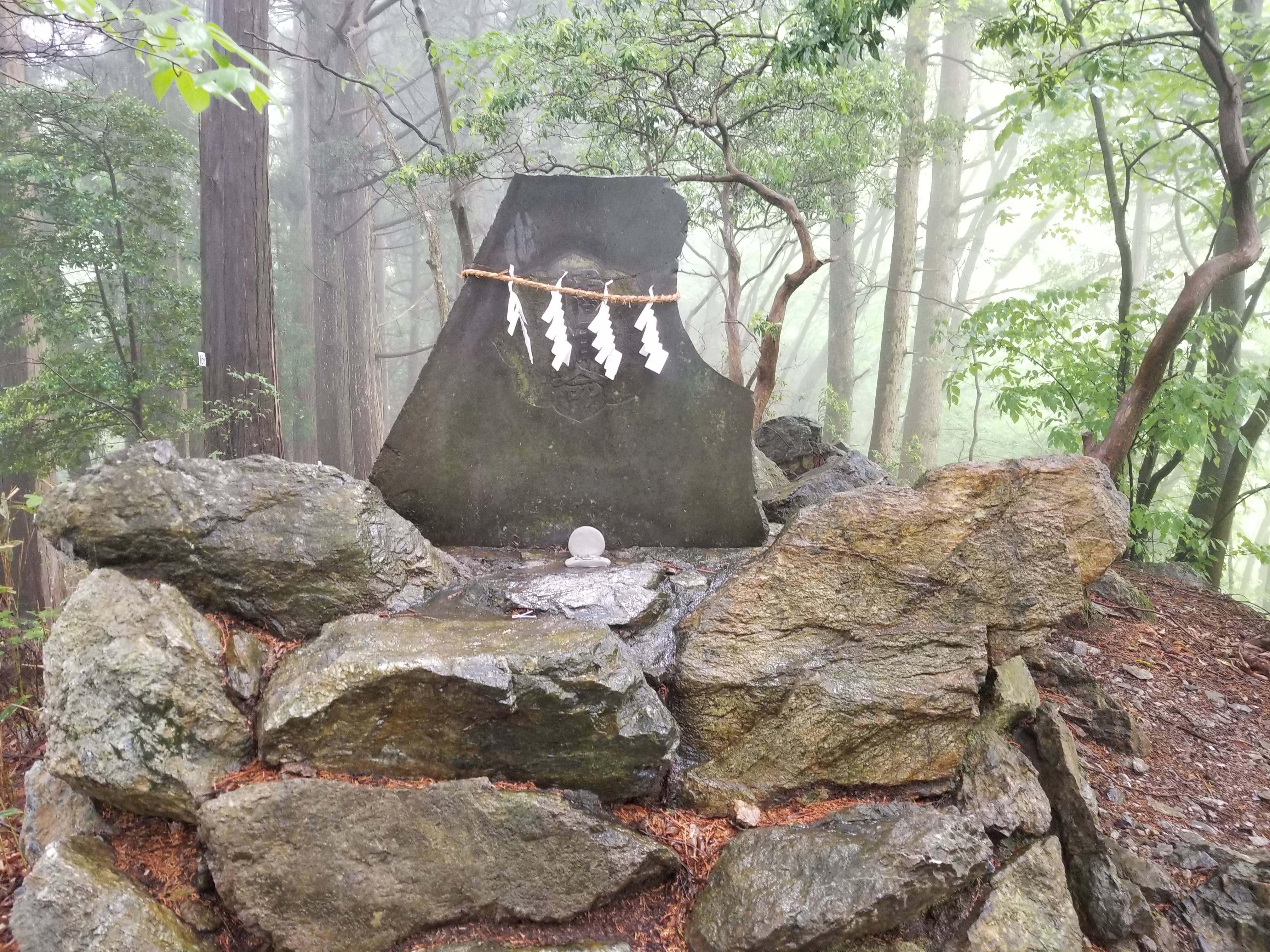 武蔵御嶽神社【奥の院】参拝トレッキングツアーのおすすめポイント詳細