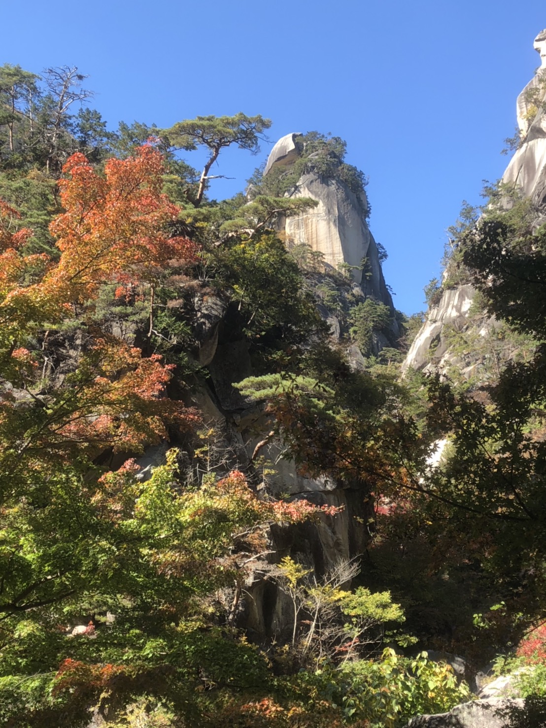 日本一の渓谷美！御嶽昇仙峡と昇仙峡ロープウェイからの絶景ハイキングバスツアーのおすすめポイント