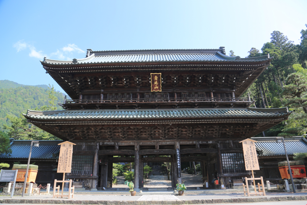 [全国旅行支援対象] 身延山久遠寺での御開帳・法話・天毬temariワークショップツアーのおすすめポイント詳細