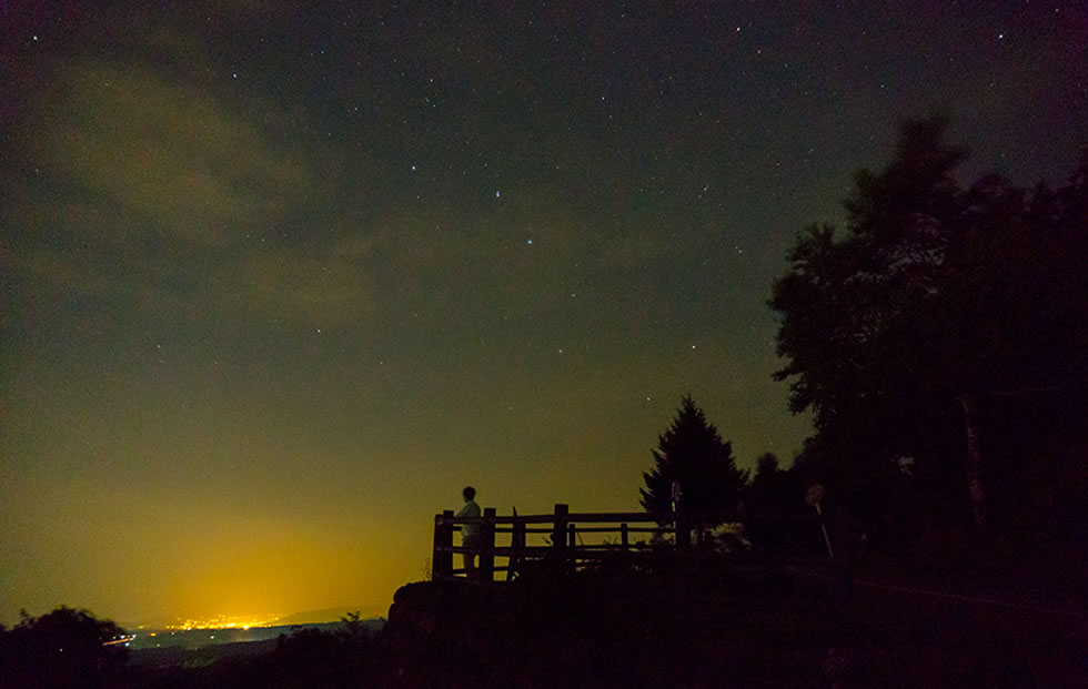 身曾岐神社と八ヶ岳夜景・流星群観賞バスツアー