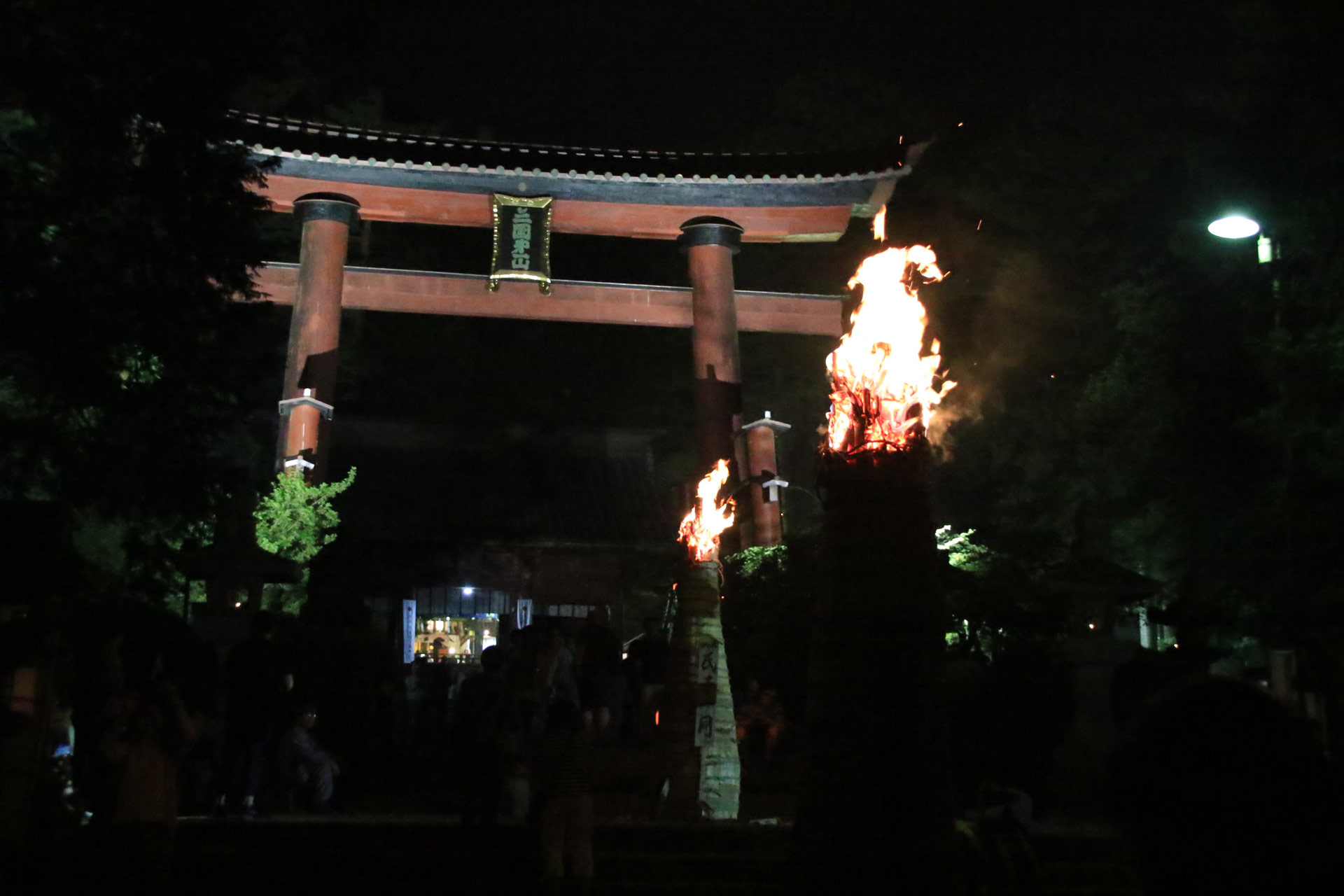 吉田の火祭りバスツアー