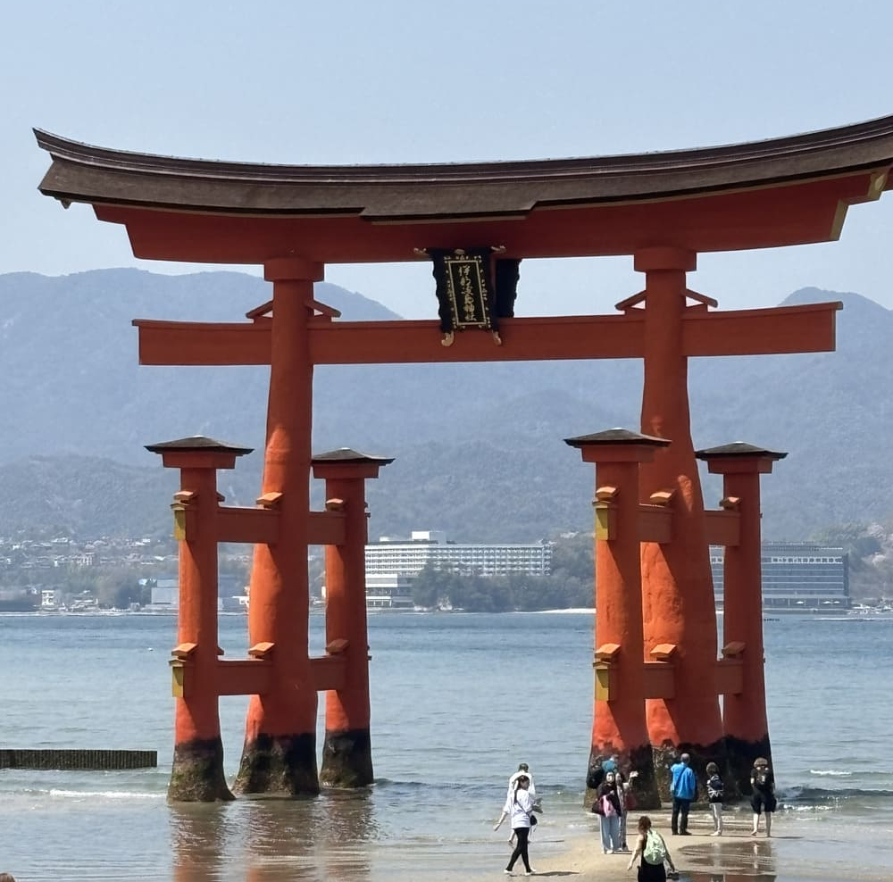 干潮時の鳥居