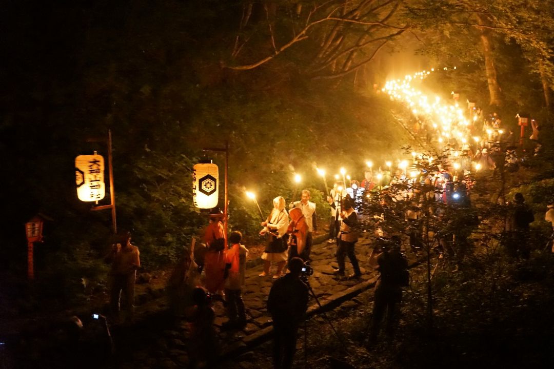 伯耆大山開山祭松明行列神社巡り・松江バスツアー