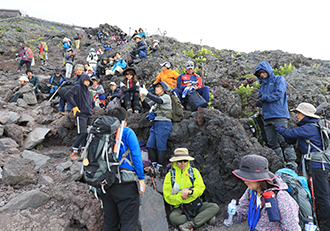 2泊で登る超ゆったり行程の富士登山のイメージ