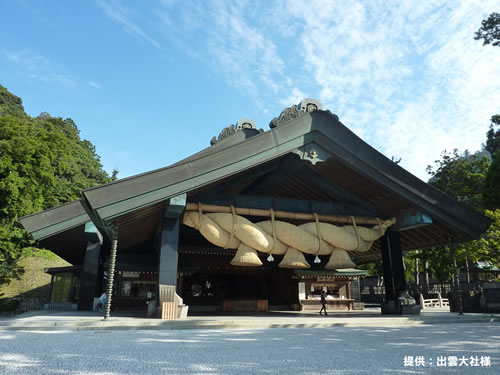 国譲り神話の出雲と絶景の元乃隅稲成神社ツアーのイメージスマホ版
