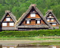 白川郷の合掌造り（イメージ）