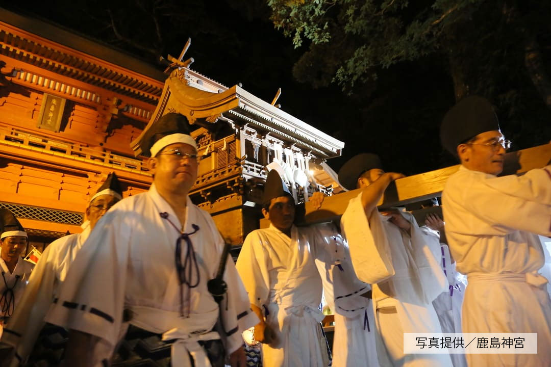 鹿島神宮の御船祭における前夜祭「神幸祭」