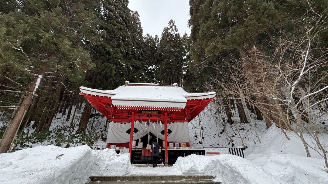 御座石神社(冬)