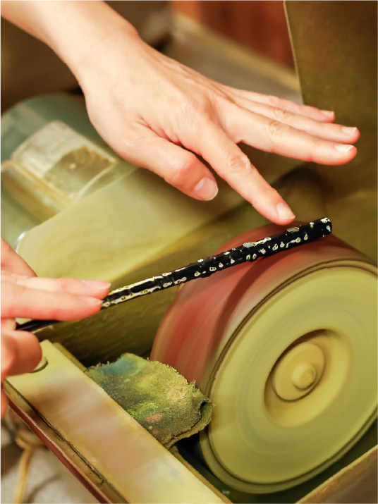 箸匠せいわ_若狭塗箸の研ぎ出し体験で伝統工芸にふれる