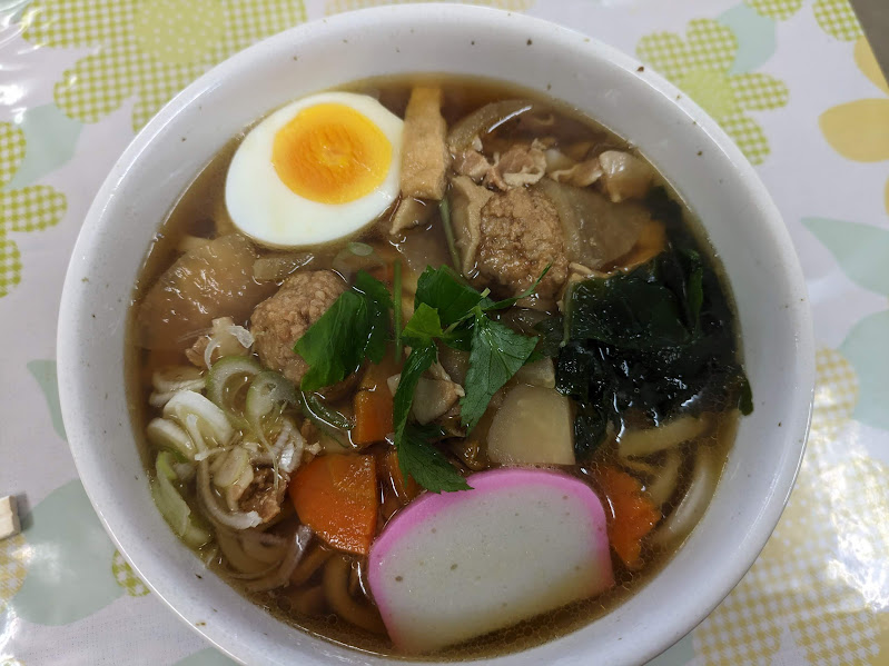 名物！つくばうどん！時間に余裕がある場合のみ山頂御幸ヶ原の食堂で食べられます。