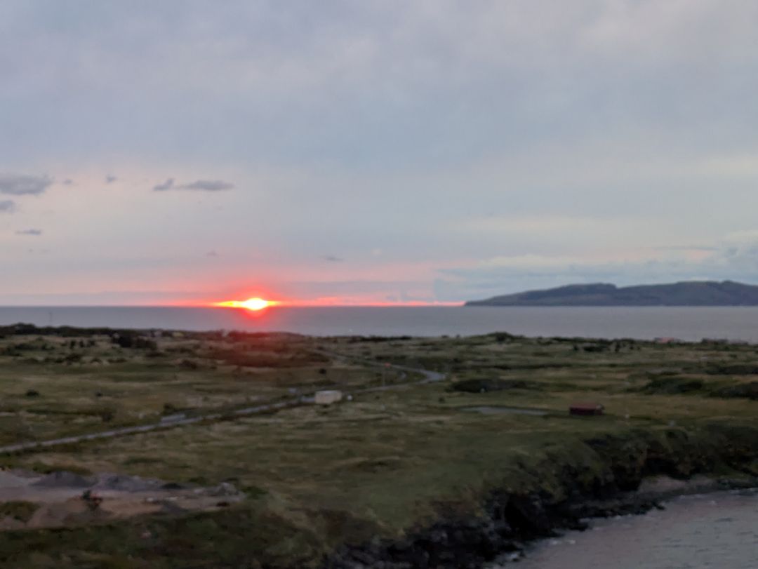 礼文島と沈む夕日