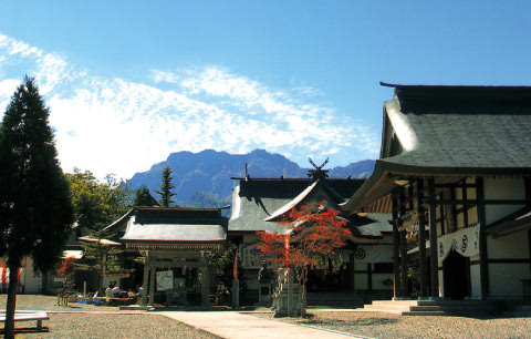 四国百名山「石鎚山」「剣山」のおすすめポイント