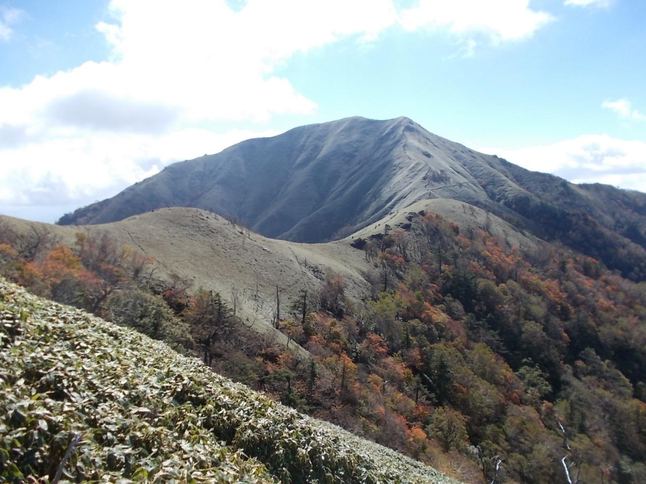 四国百名山「石鎚山」「剣山」の魅力