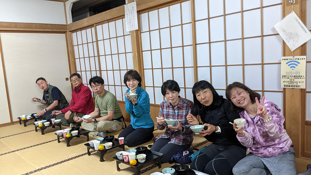 七面山奥の院～神秘の山頂に泊まる～の魅力