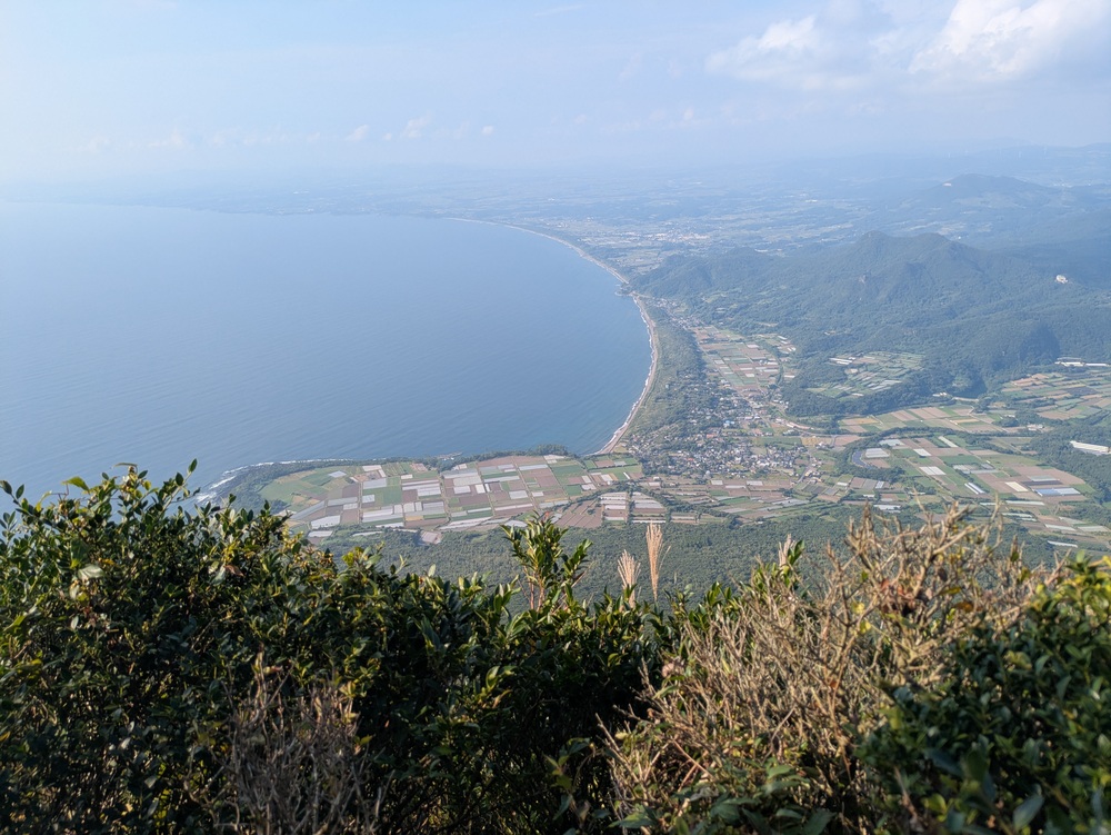 開門岳山頂より