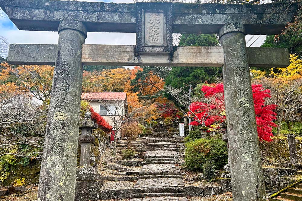 英彦山神宮石の鳥居