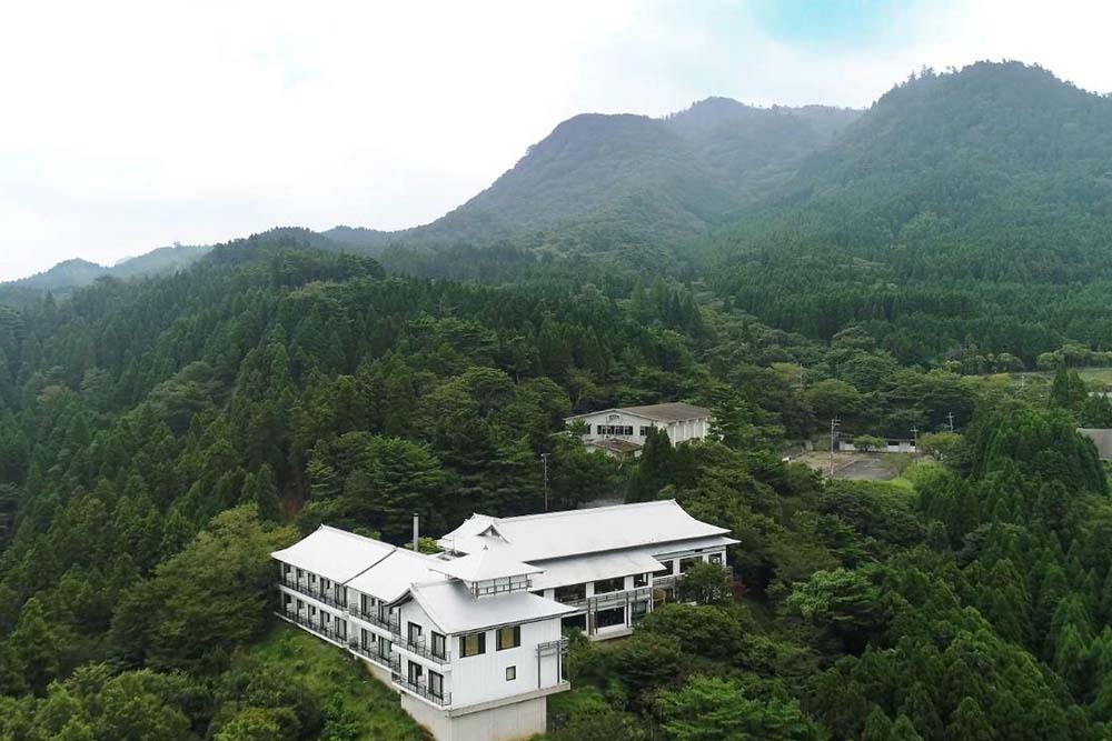 ひこさんホテル和