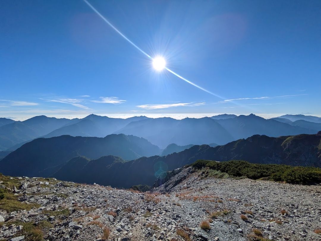 後立山連峰を眺めながらの縦走