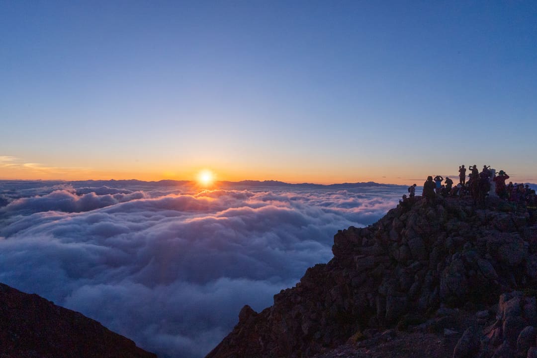 日本三霊山・白山御来光登拝の山旅