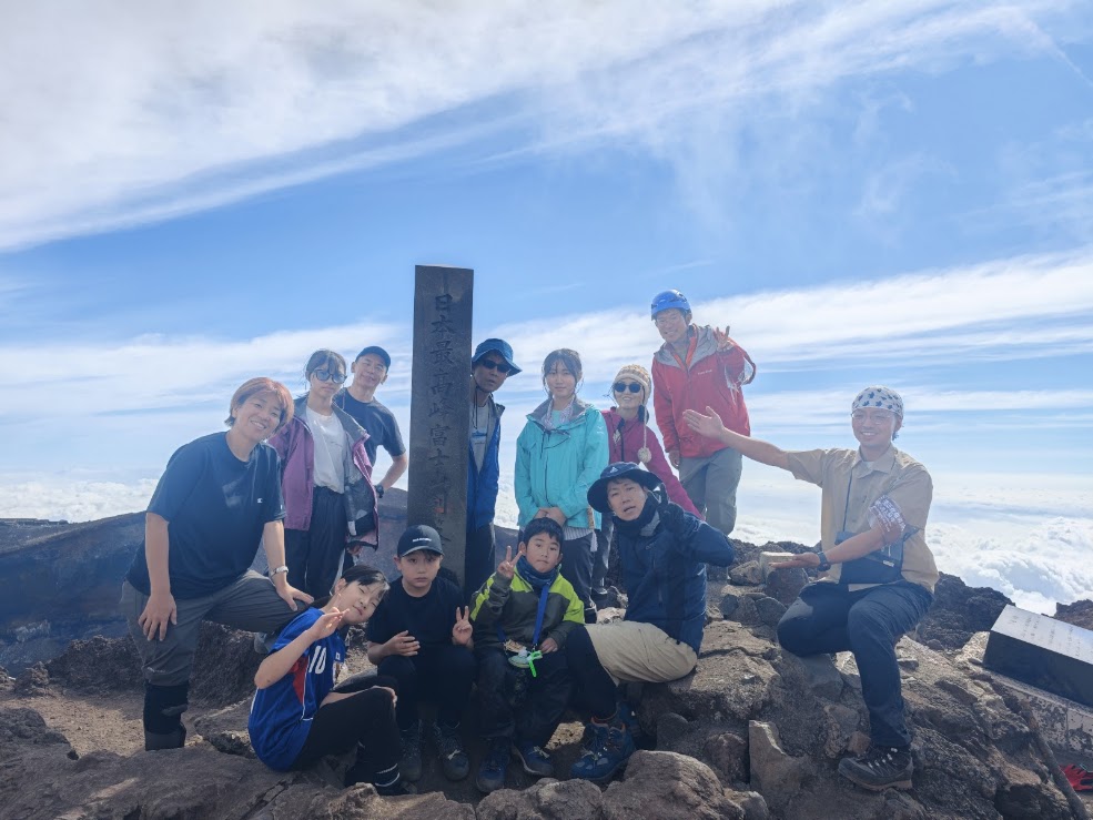 親子で富士登山ツアーイメージ