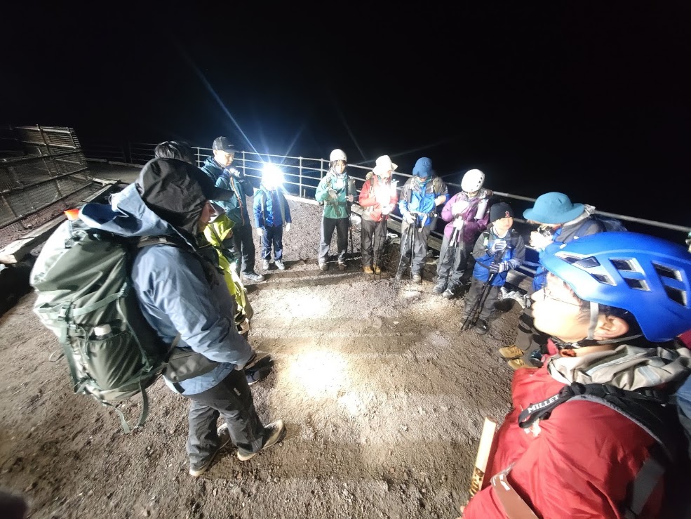 親子で富士登山ツアーイメージ