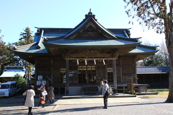 総社の八幡神社ですからシンプルながらもパワーはあります。