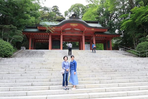 香取神宮で記念撮影