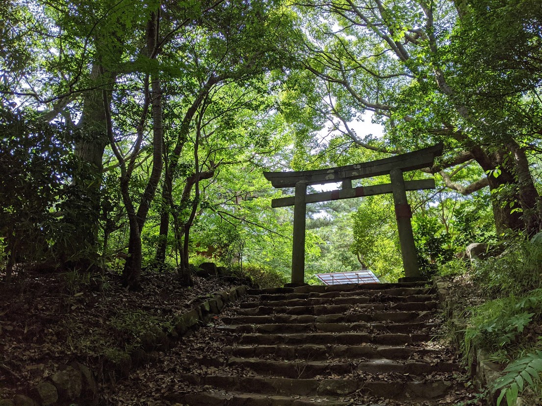 伊豆山神社本宮~龍神息づく修験の聖地~